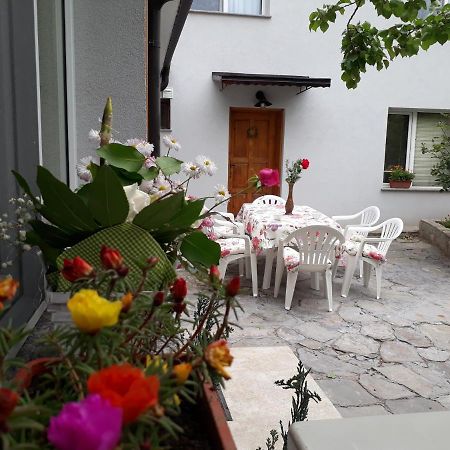 Guest House Sahat Hill Plovdiv Kültér fotó